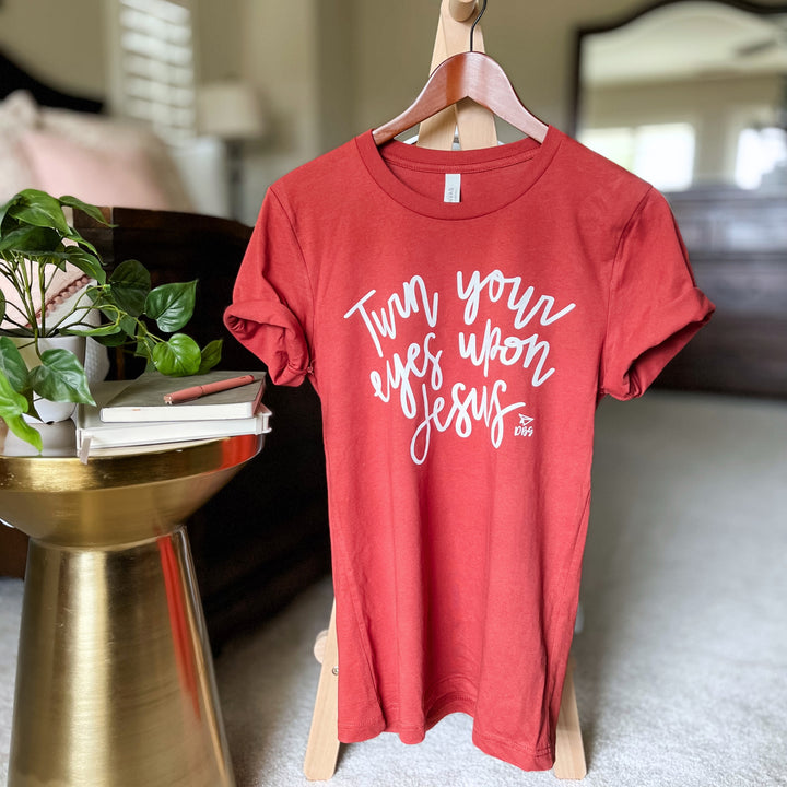 Turn Your Eyes Upon Jesus | T-Shirt