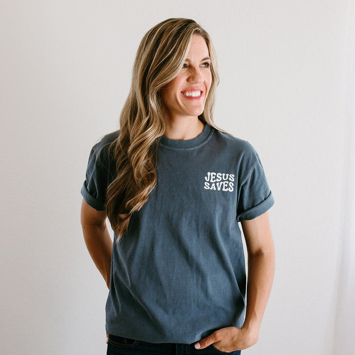 Jesus Saves | T-shirt